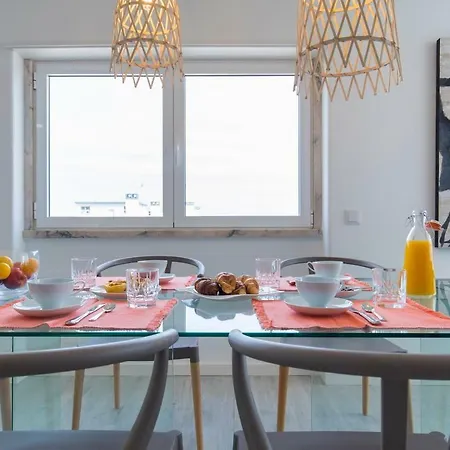 Luxurious Seaview In Estoril