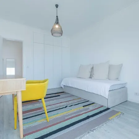 Luxurious Seaview In Estoril